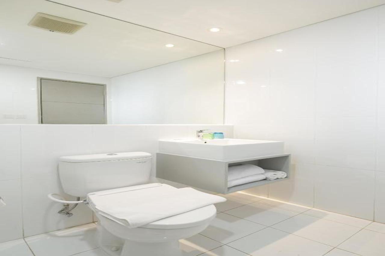 Joylive Bsd City Tangerang Exterior photo